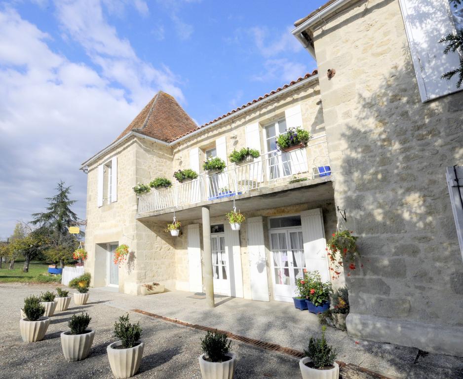 Chez Madeleine Bed and Breakfast Saint-Colomb-de-Lauzun Exteriör bild